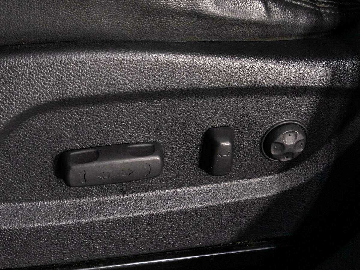 Купить Hyundai Santa Fe с пробегом. Фото: #14