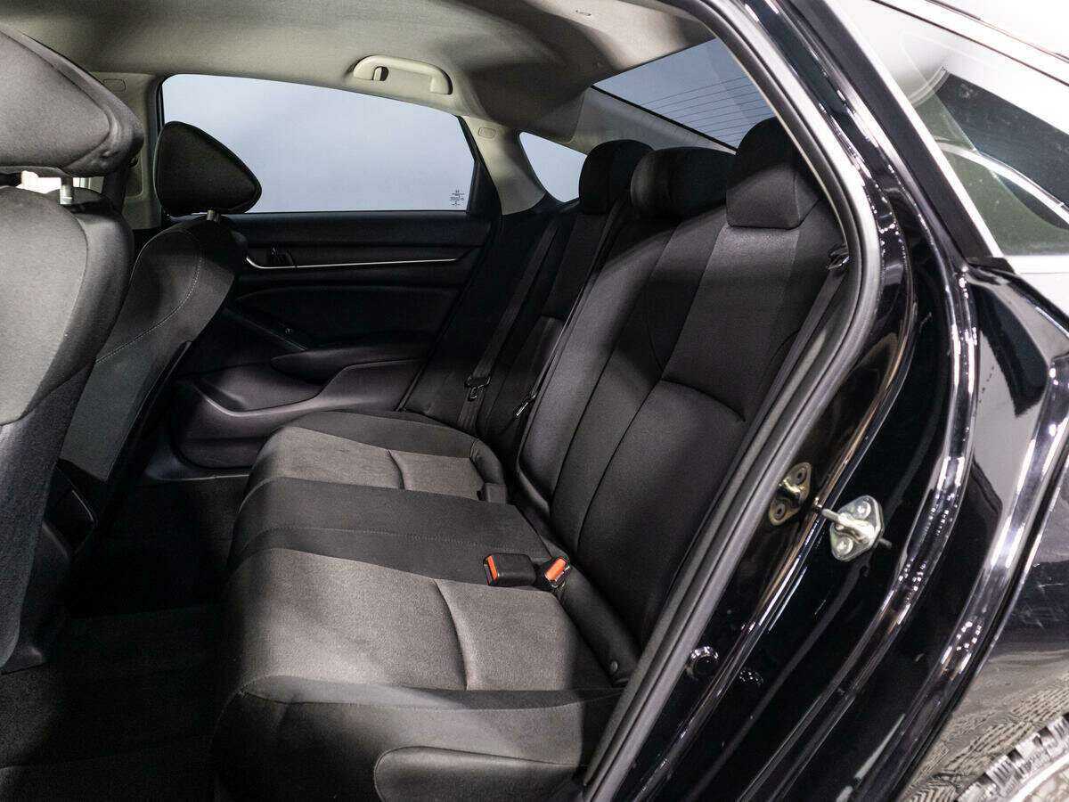 Купить Honda Accord с пробегом. Фото: #9