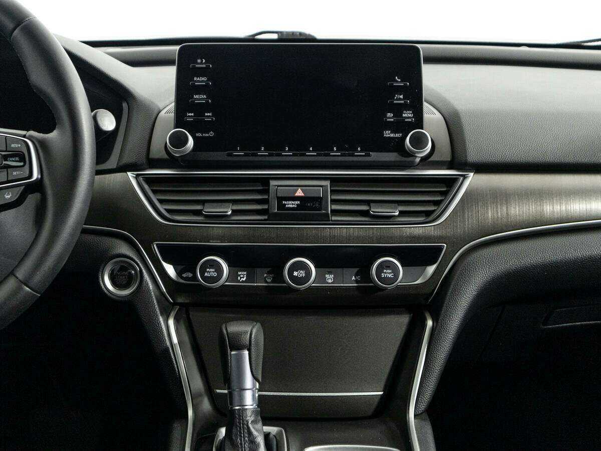 Купить Honda Accord с пробегом. Фото: #13