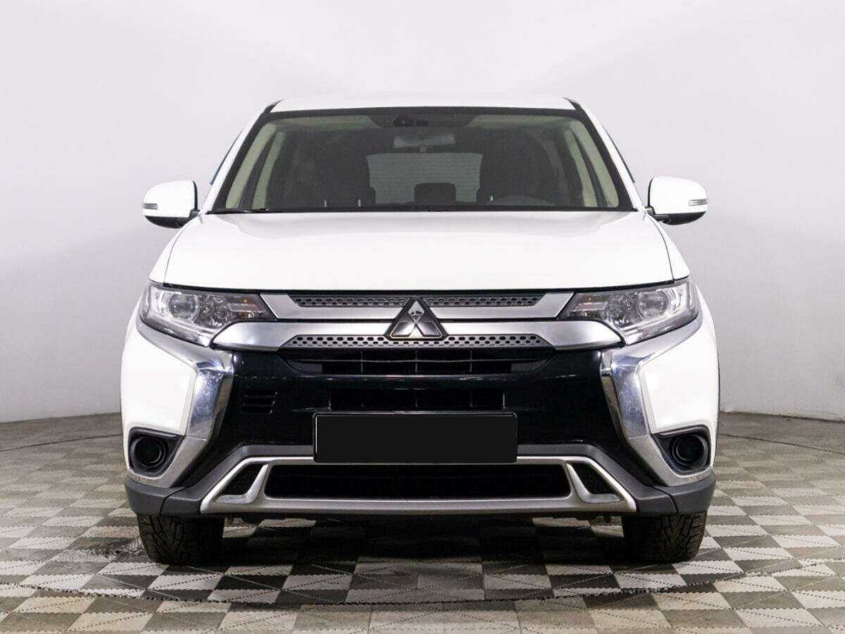 Купить Mitsubishi Outlander с пробегом. Фото: #1