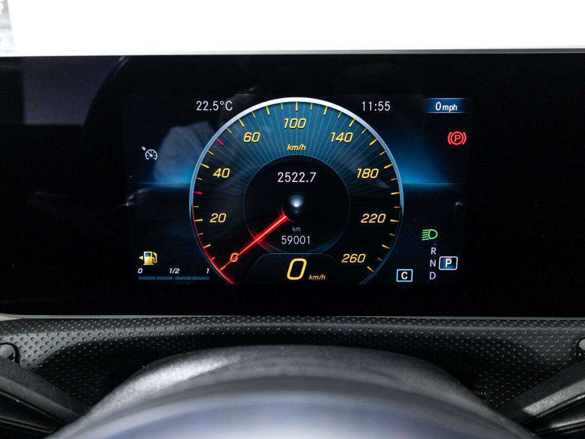 Купить Mercedes-Benz CLA с пробегом. Фото: #11