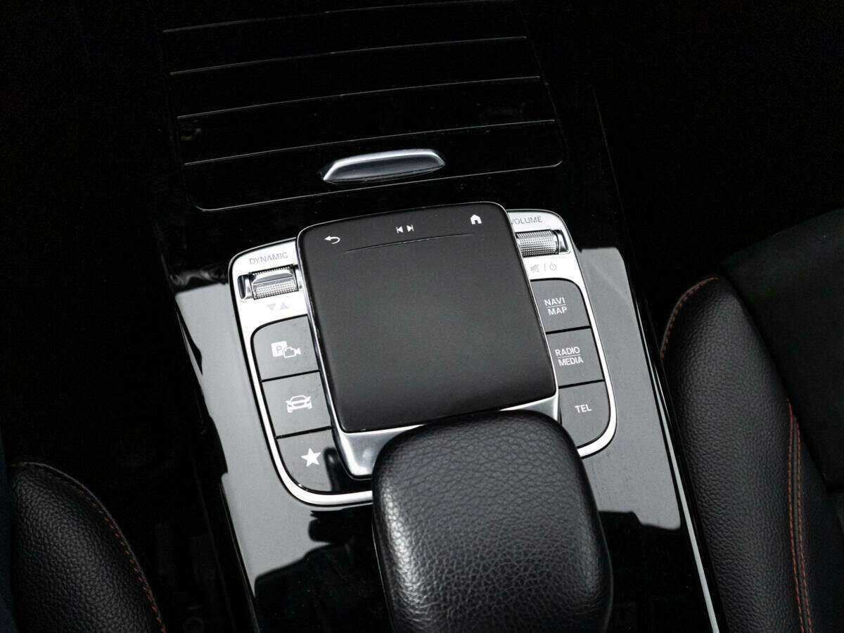 Купить Mercedes-Benz CLA с пробегом. Фото: #16