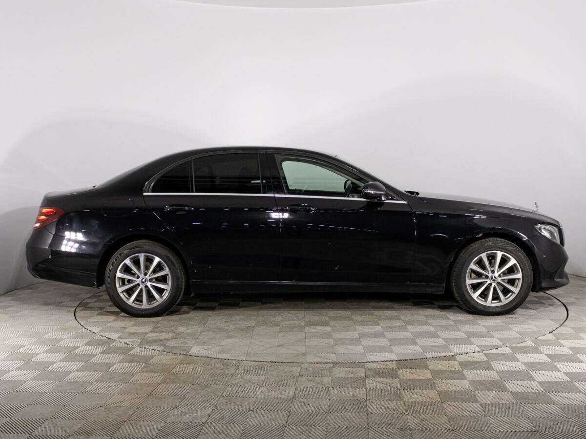 Купить Mercedes-Benz E-Класс с пробегом. Фото: #3