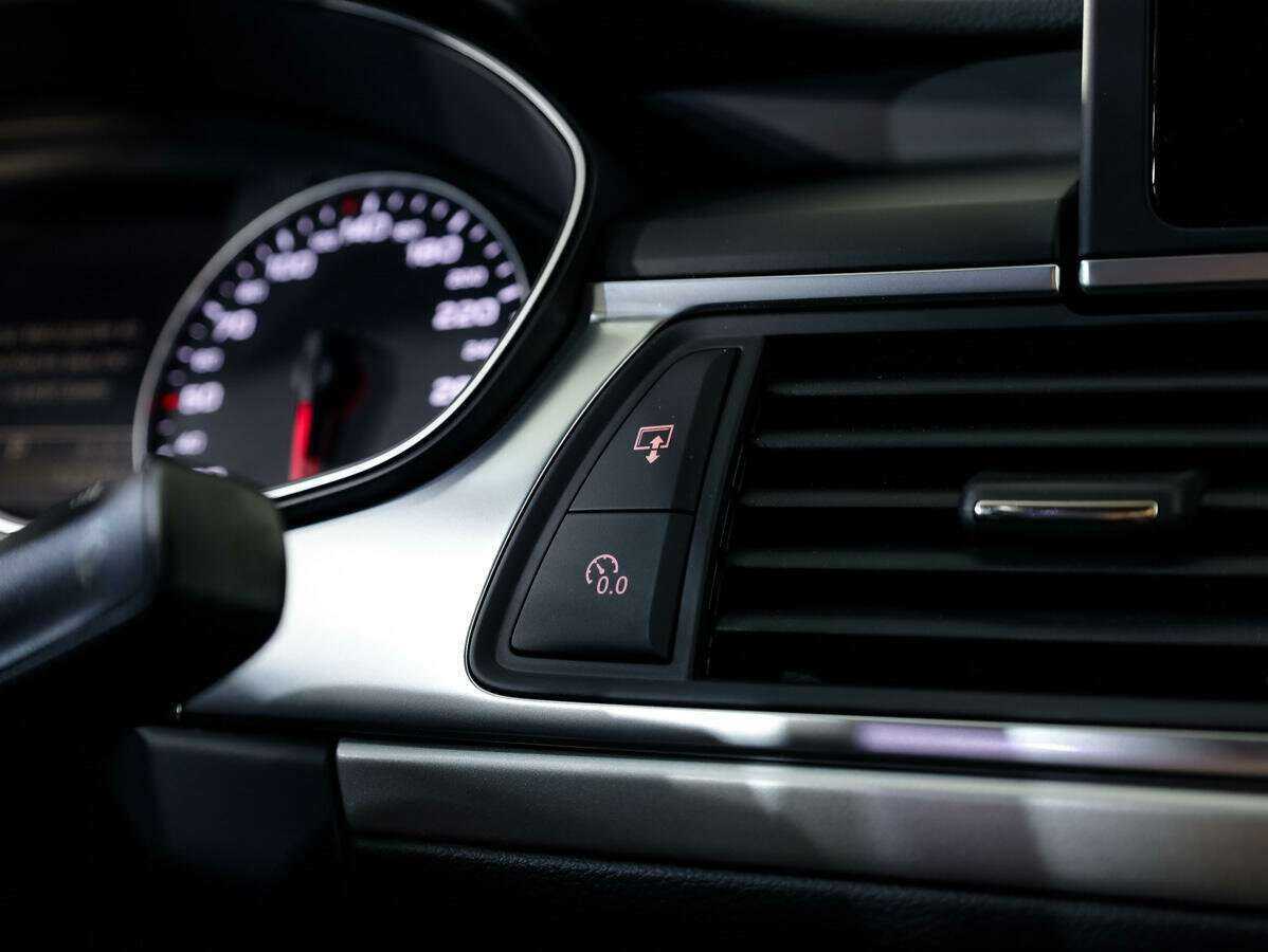 Купить Audi A6 с пробегом. Фото: #22