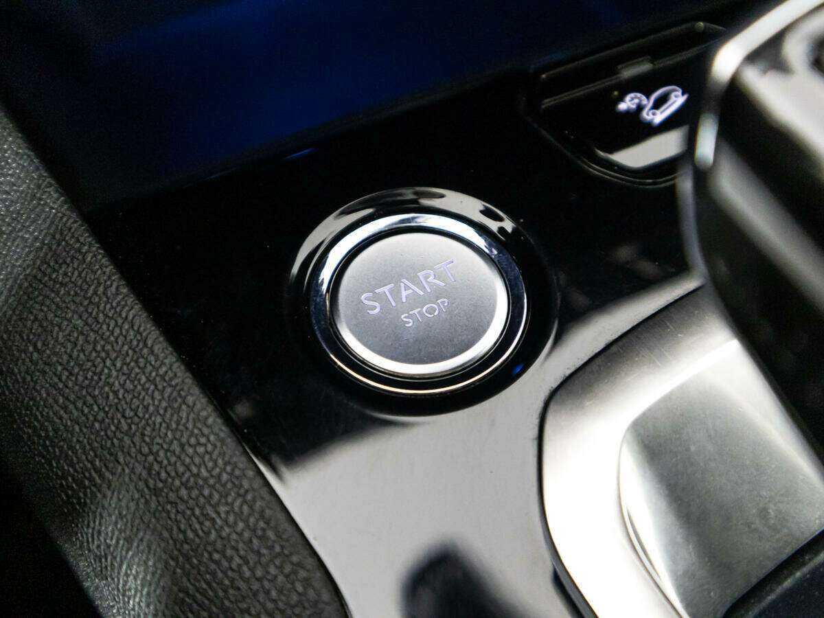 Купить Peugeot 3008 с пробегом. Фото: #18