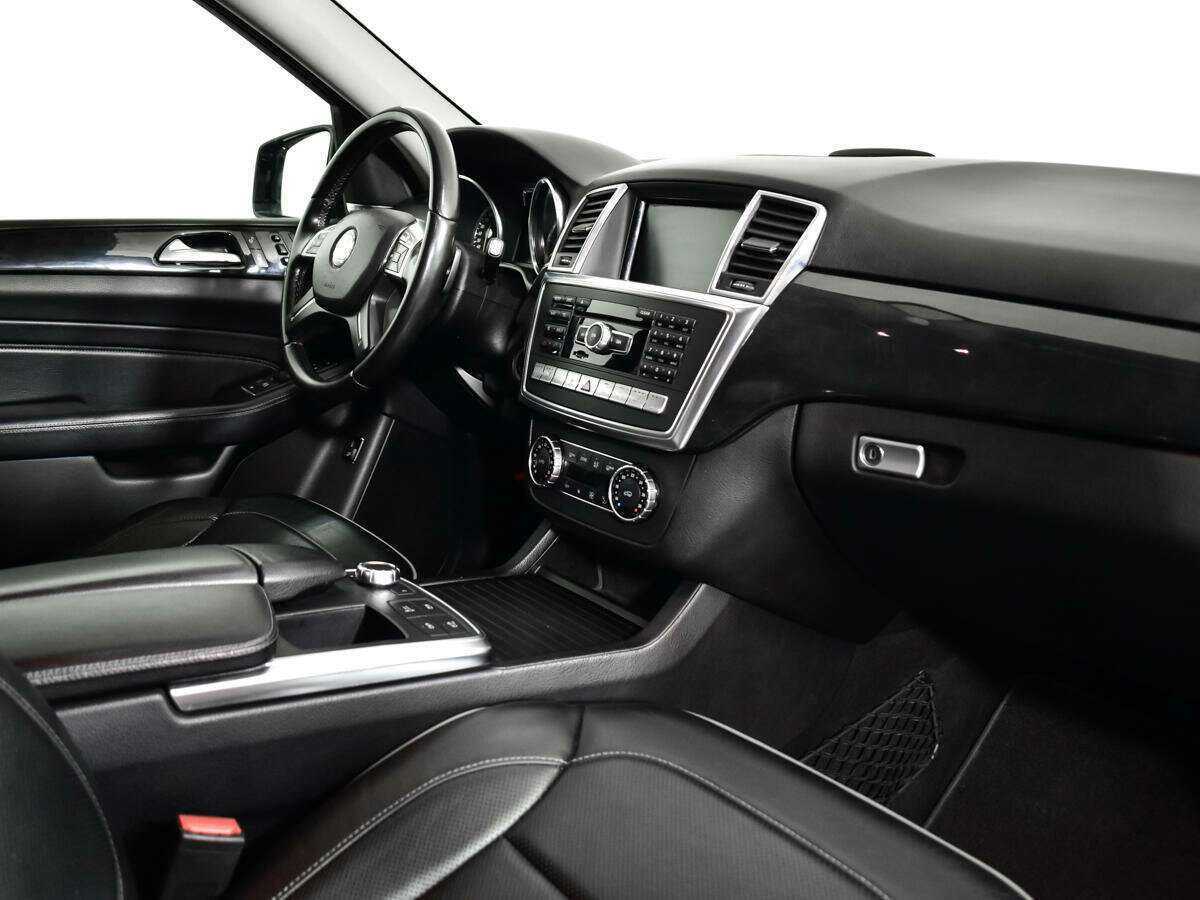 Купить Mercedes-Benz M-Класс с пробегом. Фото: #8