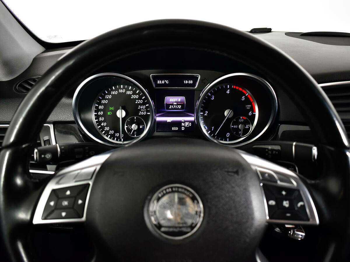 Купить Mercedes-Benz M-Класс с пробегом. Фото: #10