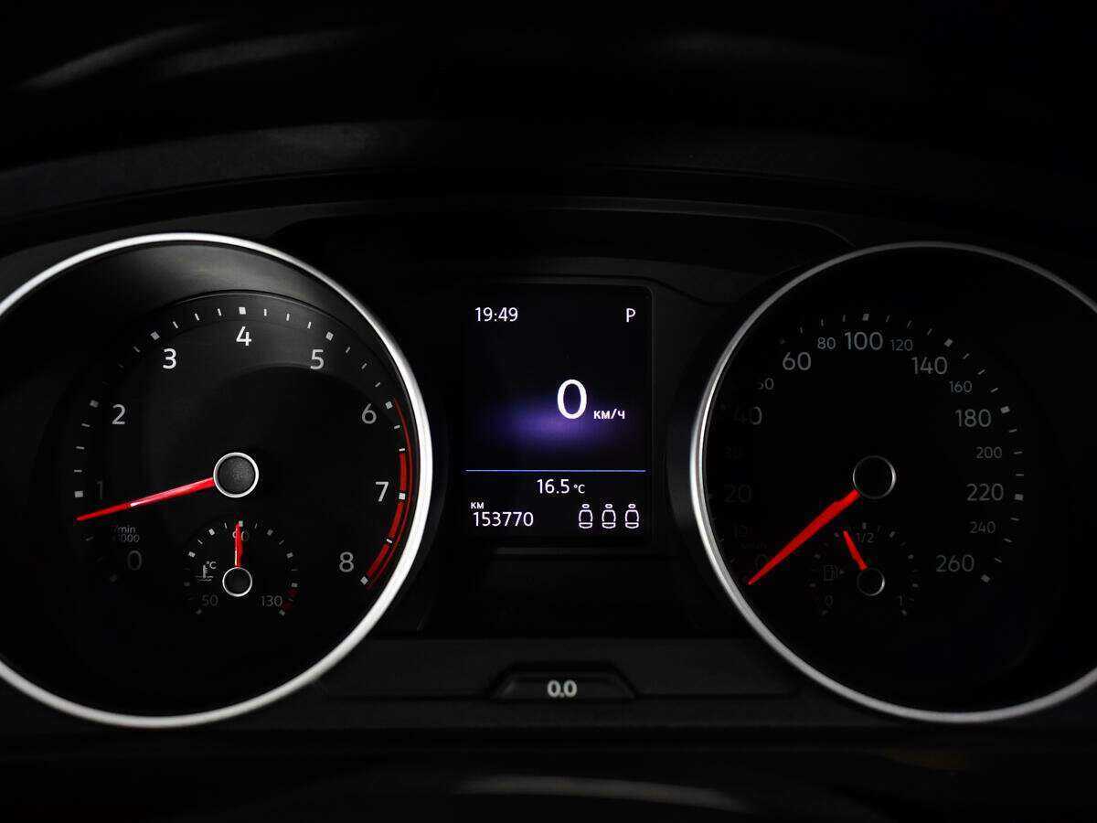 Купить Volkswagen Tiguan с пробегом. Фото: #10