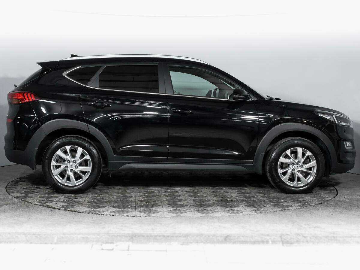Купить Hyundai Tucson с пробегом. Фото: #2