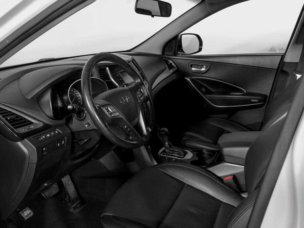 Купить Hyundai Santa Fe с пробегом. Фото: #14
