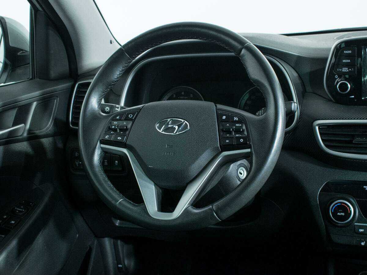 Купить Hyundai Tucson с пробегом. Фото: #13