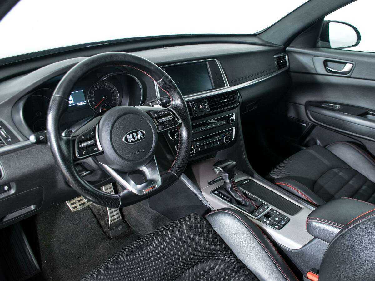 Купить Kia Optima с пробегом. Фото: #10