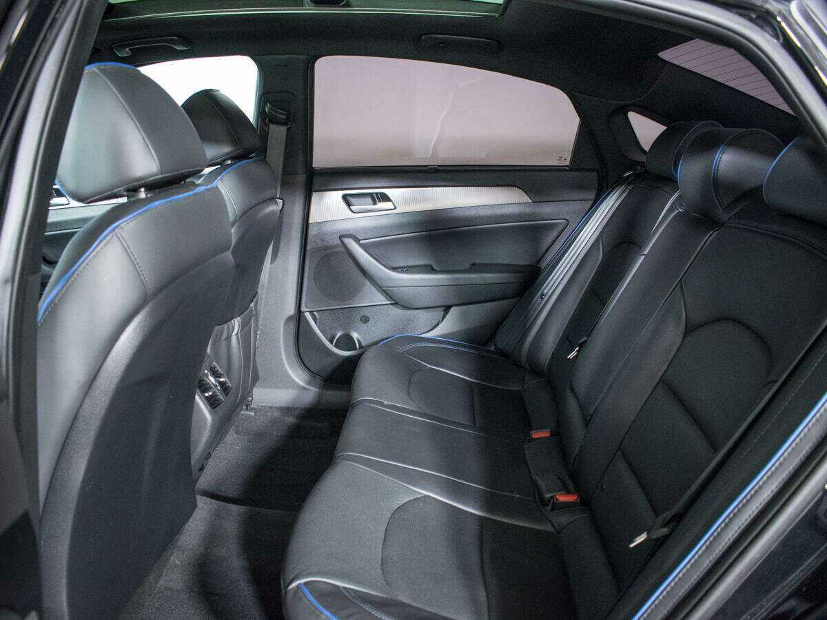 Купить Hyundai Sonata с пробегом. Фото: #9
