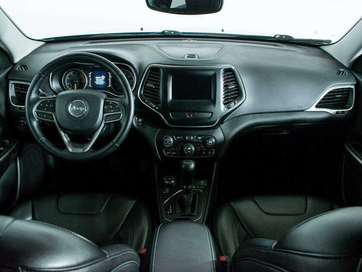 Купить Jeep Cherokee с пробегом. Фото: #11