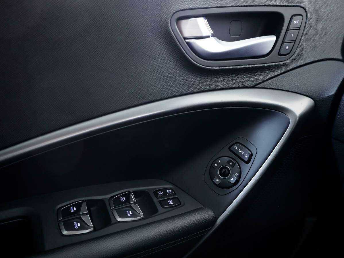 Купить Hyundai Santa Fe с пробегом. Фото: #20