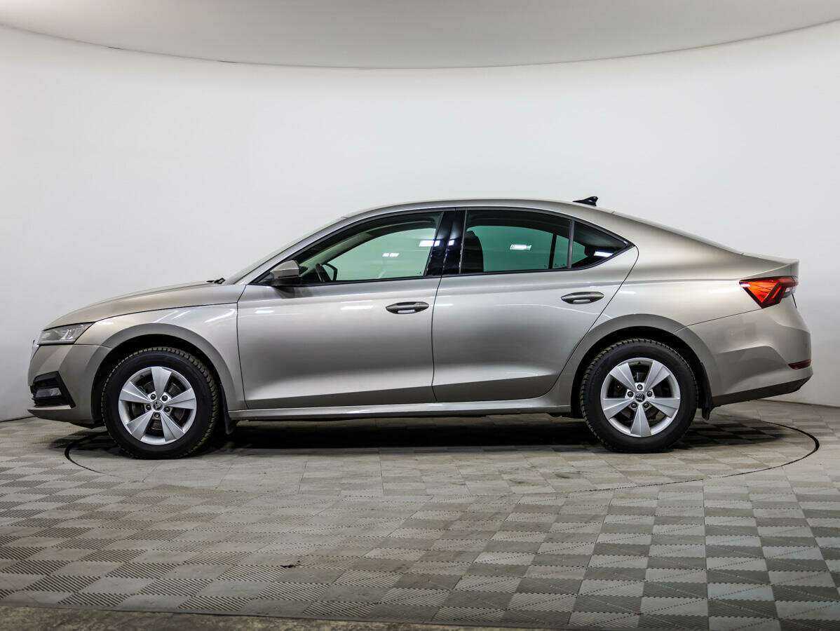 Купить Skoda Octavia с пробегом. Фото: #6