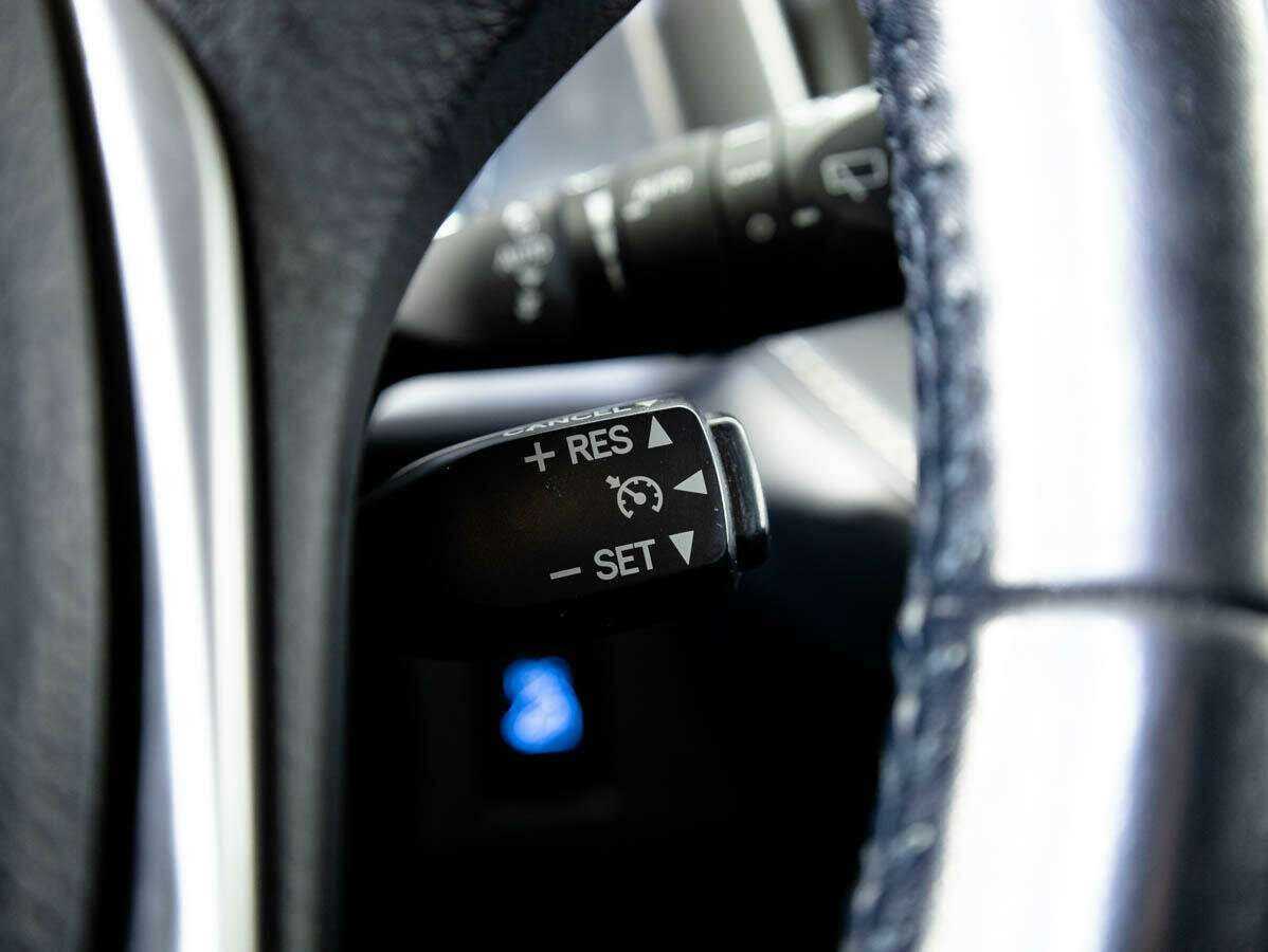 Купить Toyota RAV4 с пробегом. Фото: #19