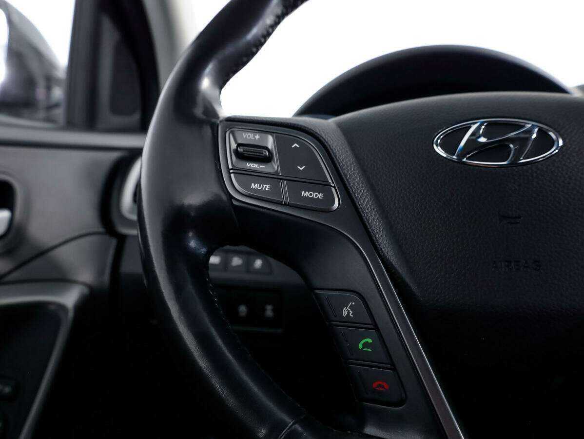 Купить Hyundai Santa Fe с пробегом. Фото: #14