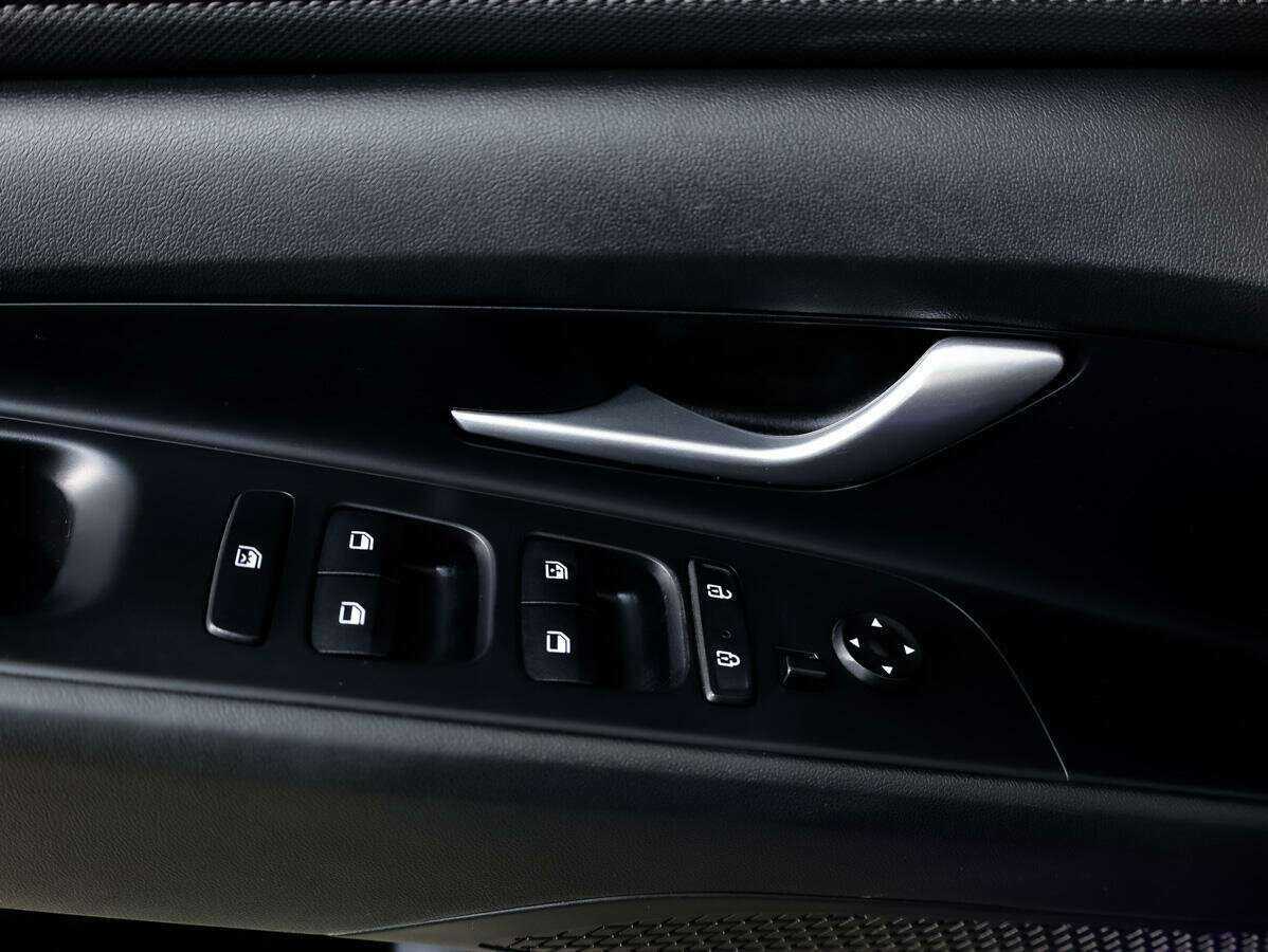 Купить Hyundai Elantra с пробегом. Фото: #24