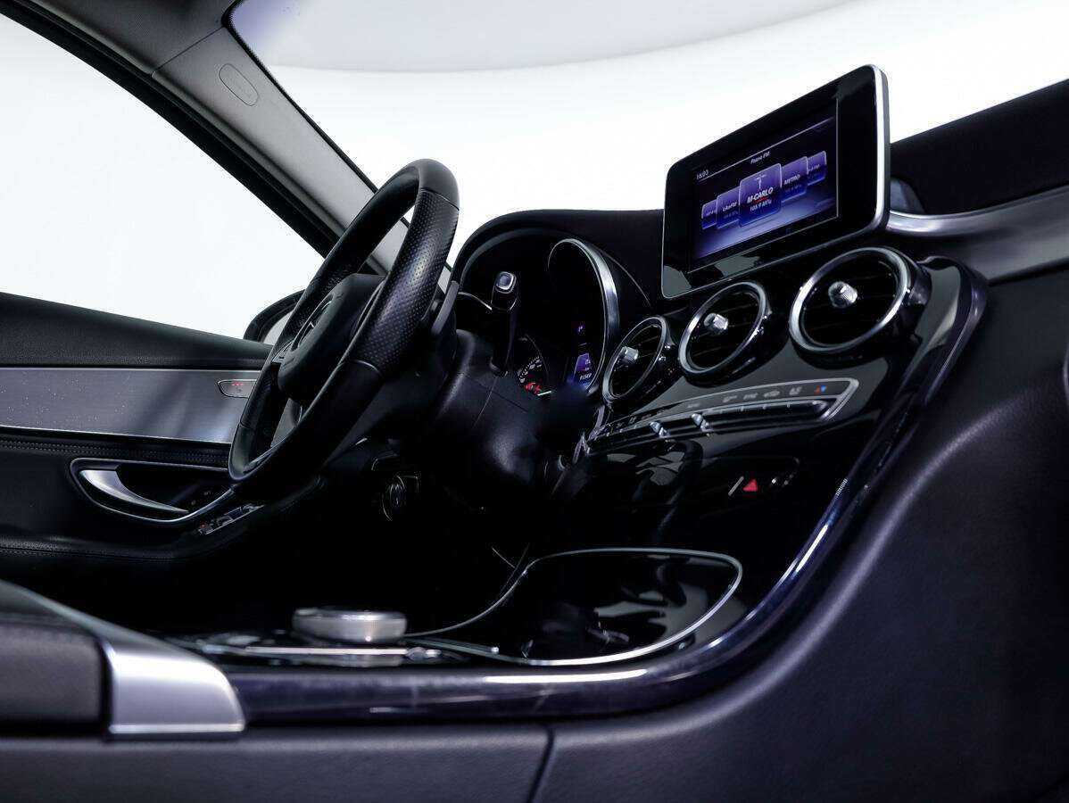 Купить Mercedes-Benz C-Класс с пробегом. Фото: #21