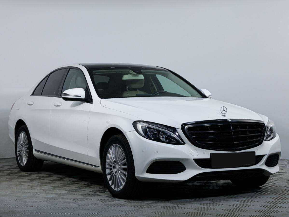 Купить Mercedes-Benz C-Класс с пробегом. Фото: #2
