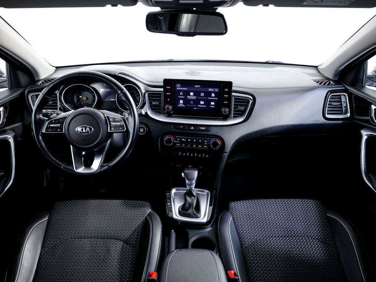 Купить Kia Ceed с пробегом. Фото: #8