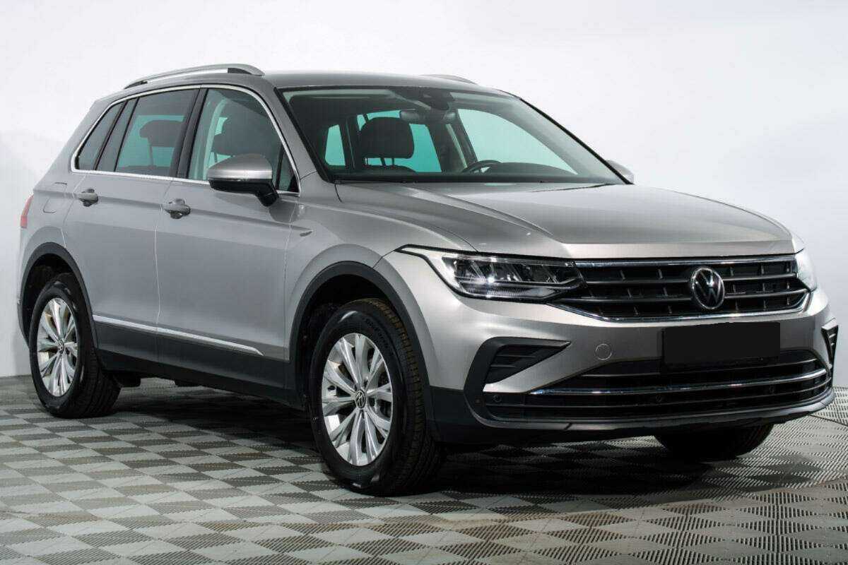 Купить Volkswagen Tiguan с пробегом. Фото: #2
