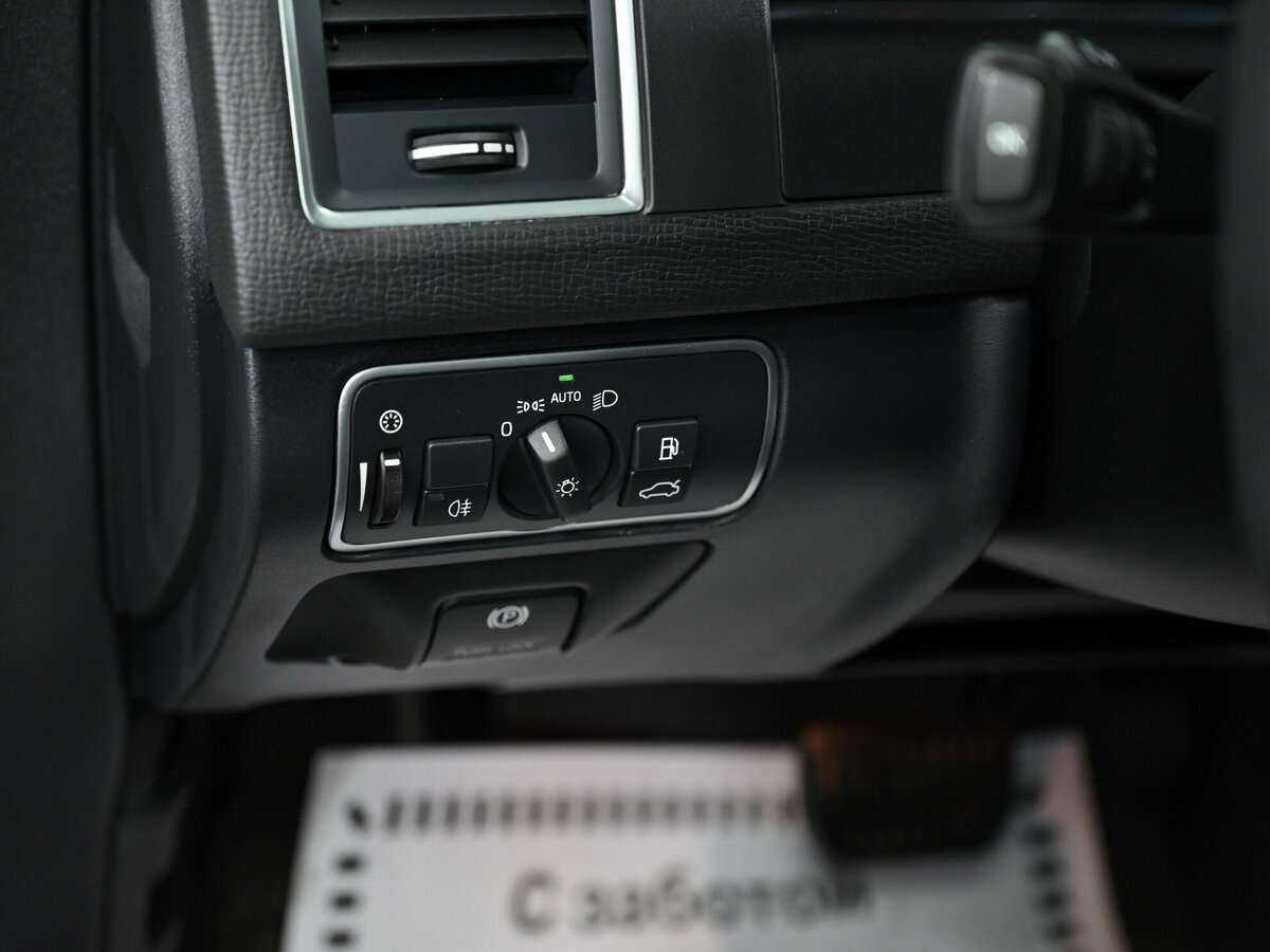 Купить Volvo XC60 с пробегом. Фото: #6