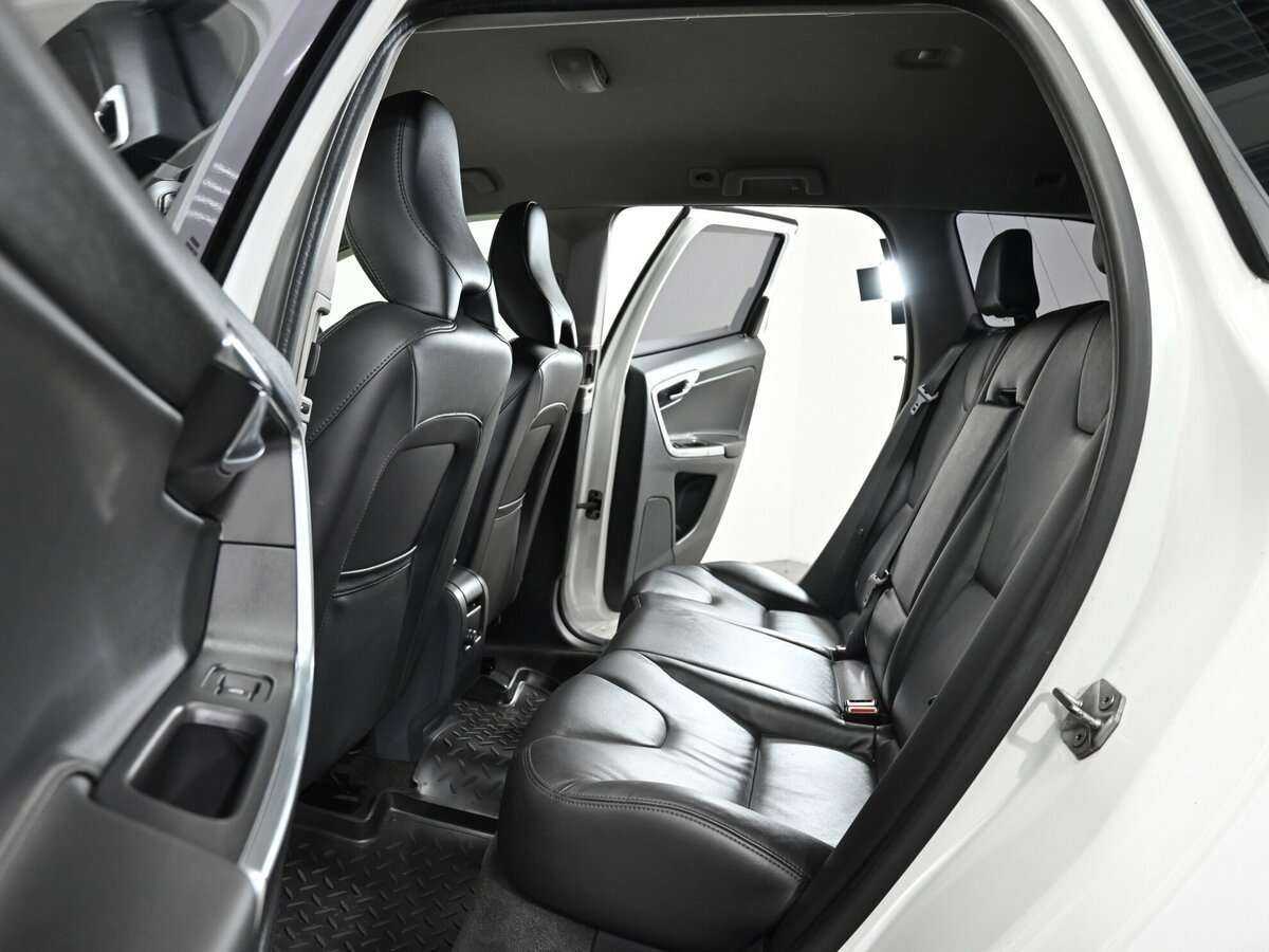Купить Volvo XC60 с пробегом. Фото: #12