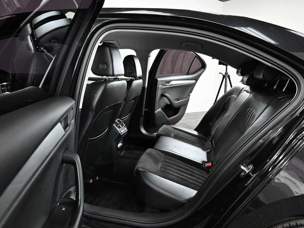 Купить Skoda Superb с пробегом. Фото: #5