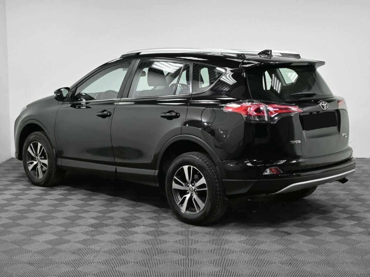 Купить Toyota RAV4 с пробегом. Фото: #3