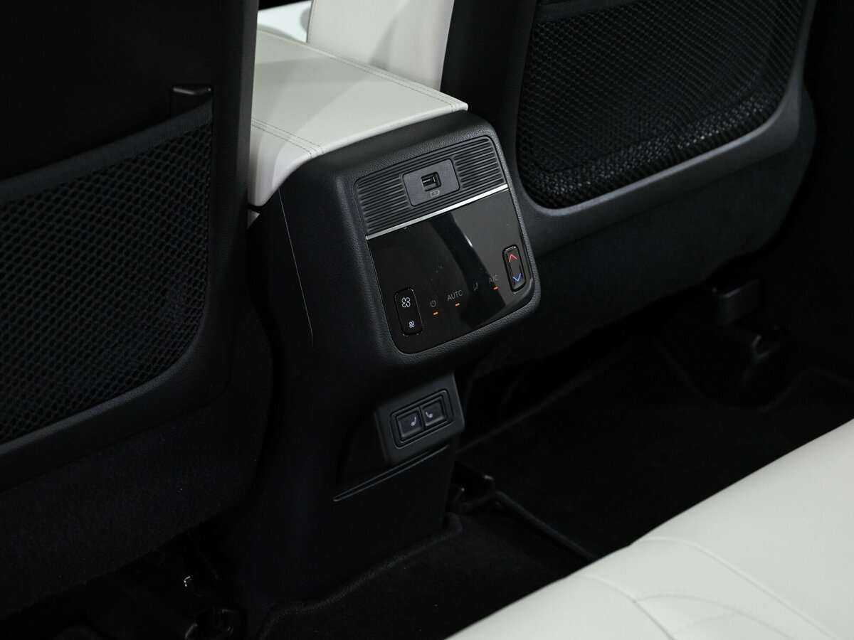 Купить EXEED VX с пробегом. Фото: #19