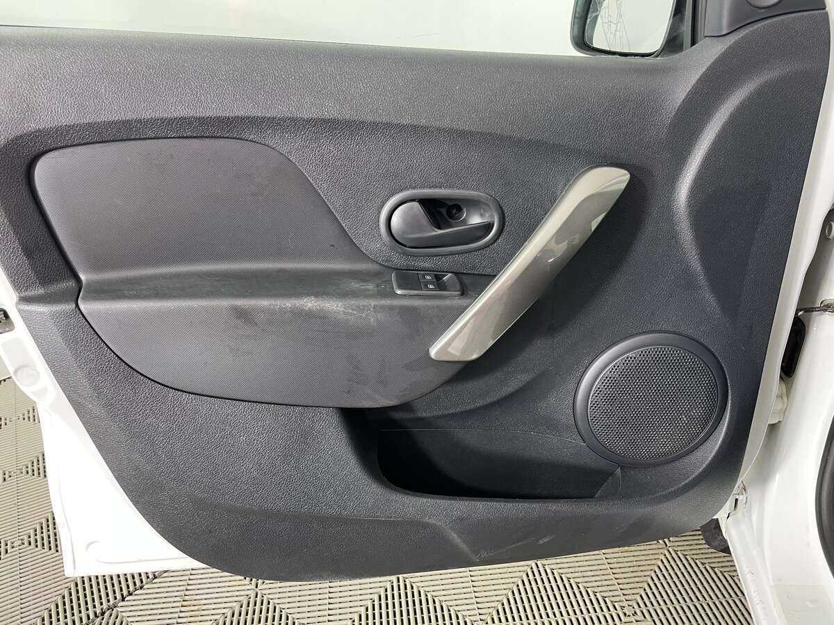 Продажа Б/У Рено Логан. Фото: #19