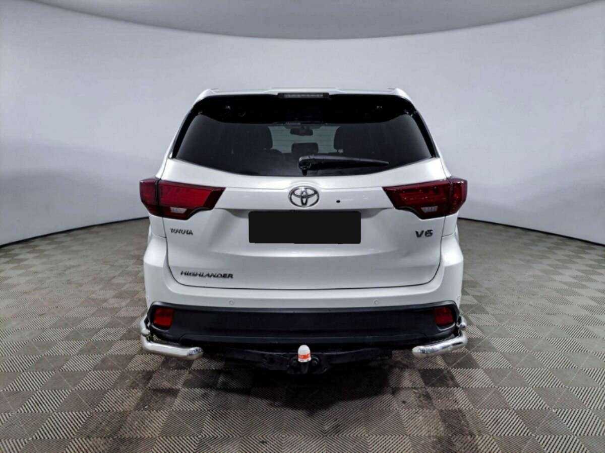 Купить Toyota Highlander с пробегом. Фото: #5