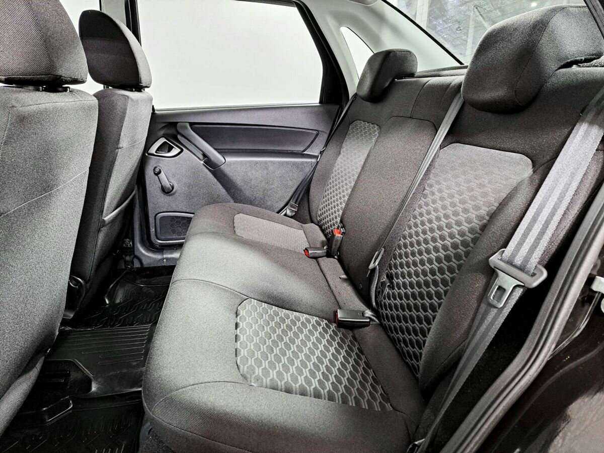 Купить Lada (ВАЗ) Granta с пробегом. Фото: #8