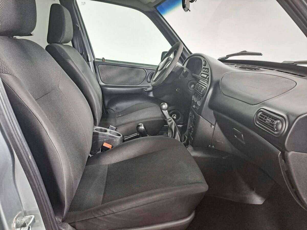 Купить Chevrolet Niva с пробегом. Фото: #8