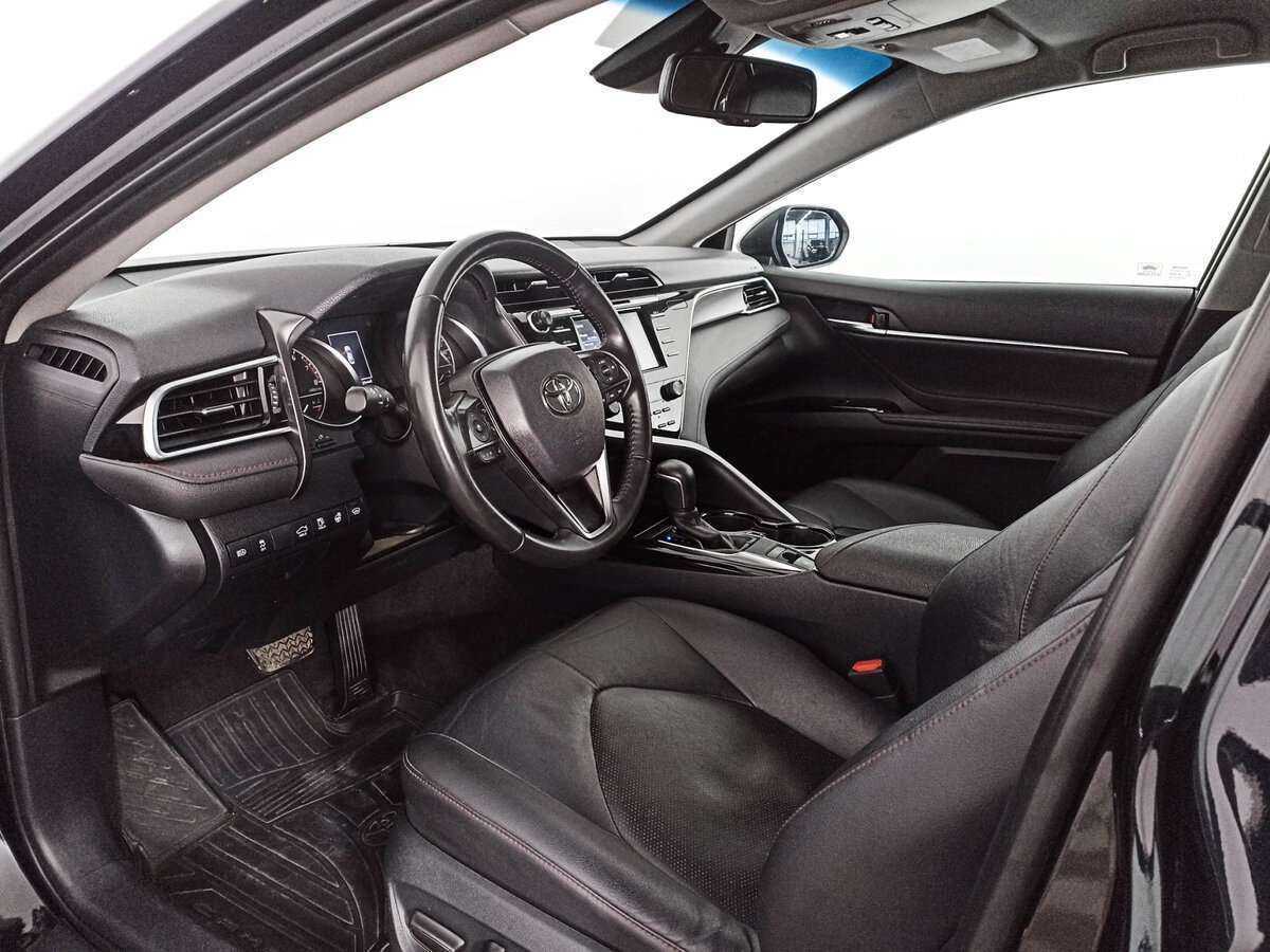 Купить Toyota Camry с пробегом. Фото: #12