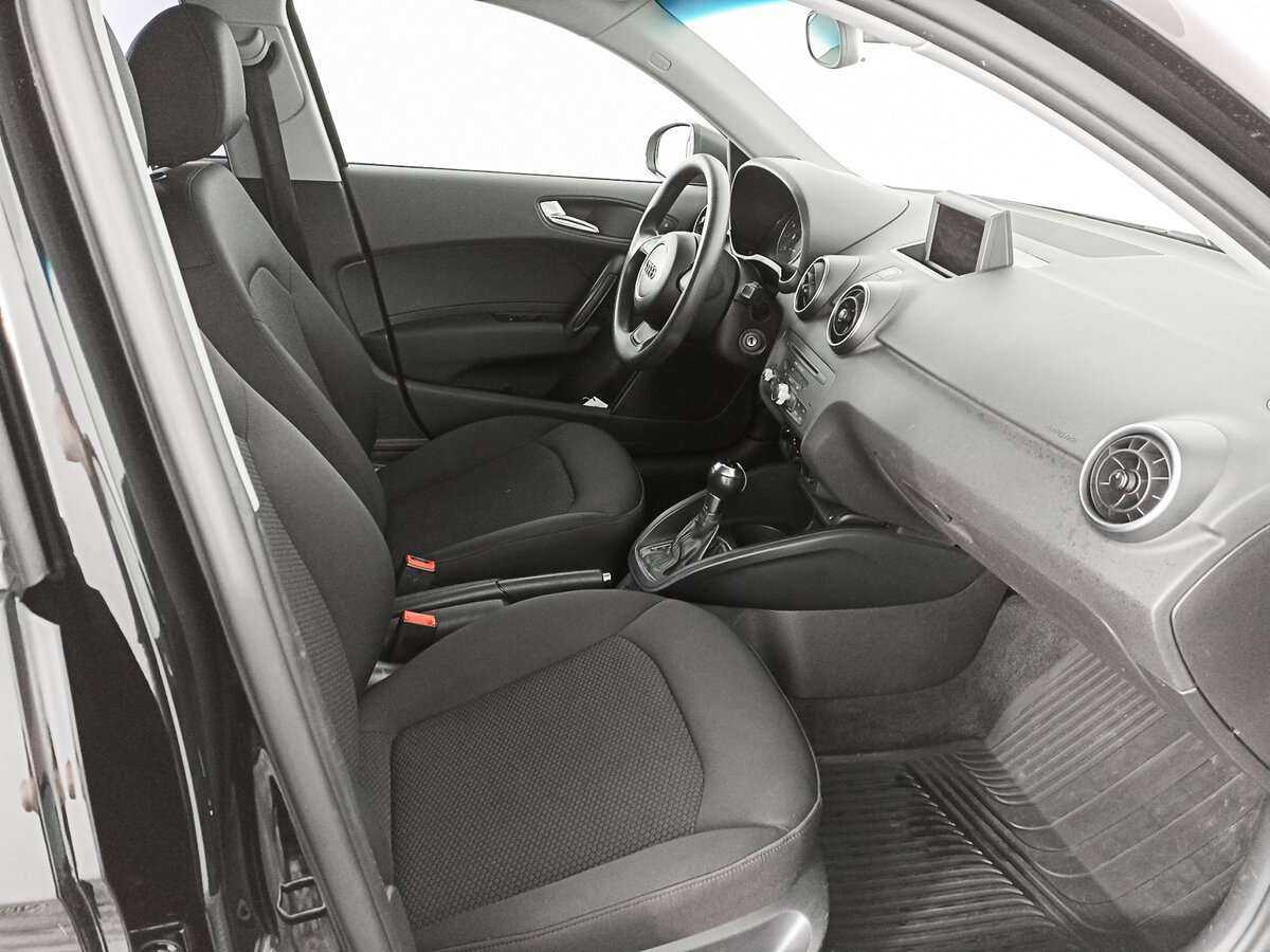 Купить Audi A1 с пробегом. Фото: #8