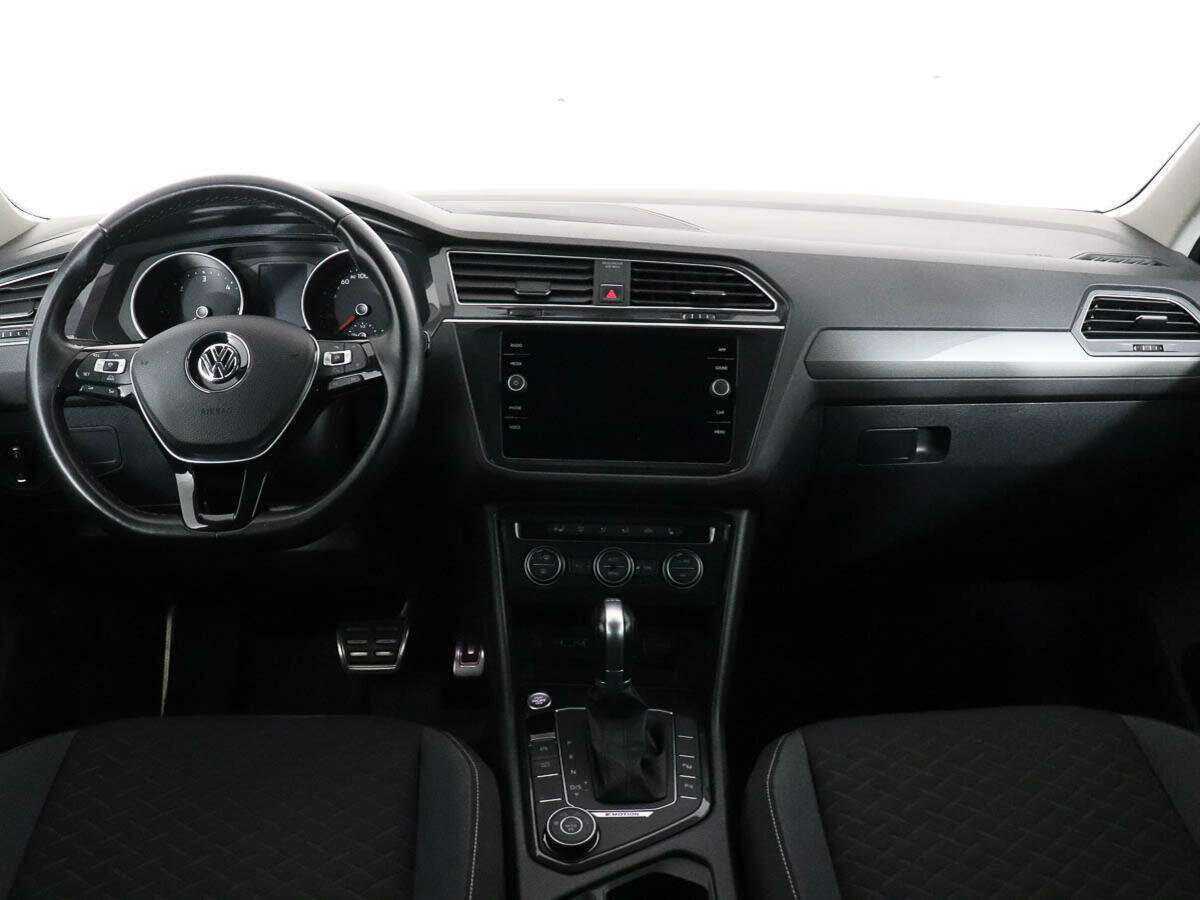 Купить Volkswagen Tiguan с пробегом. Фото: #10