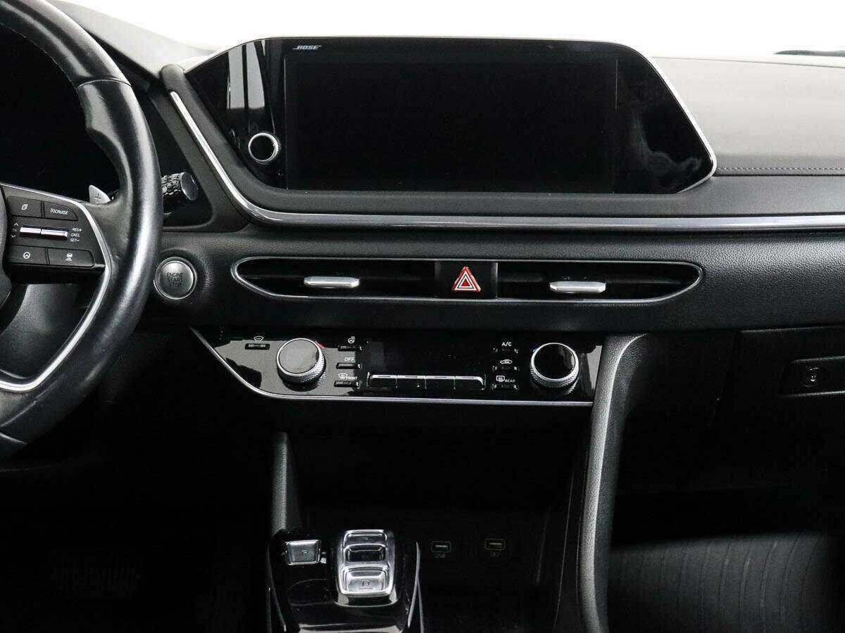 Купить Hyundai Sonata с пробегом. Фото: #11
