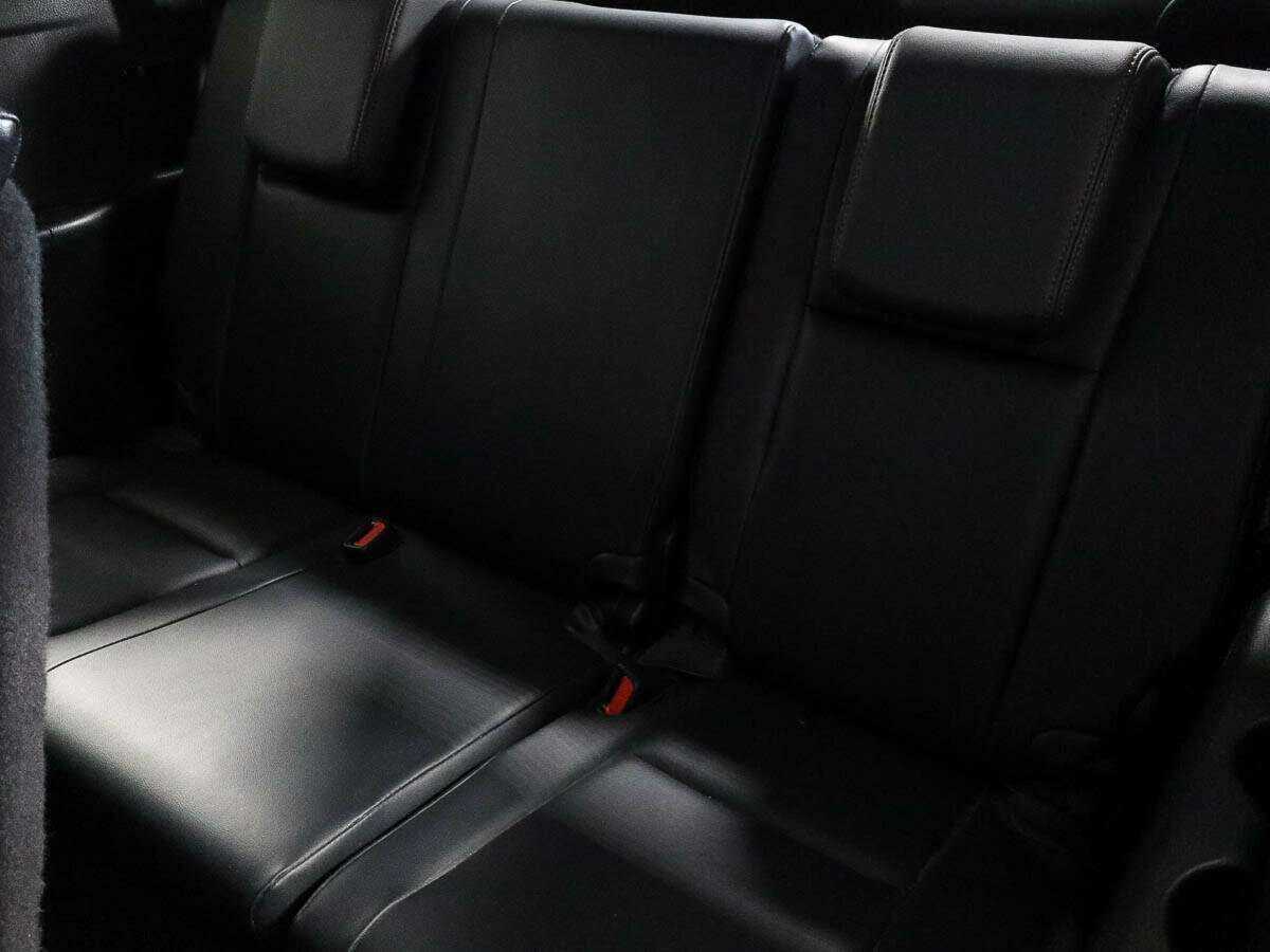 Купить Toyota Highlander с пробегом. Фото: #8