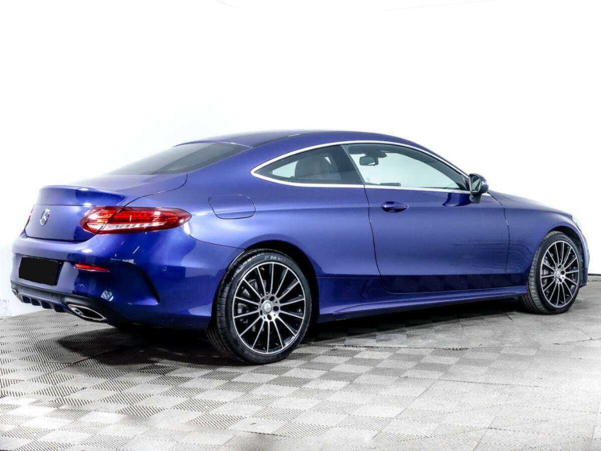 Купить Mercedes-Benz C-Класс с пробегом. Фото: #3