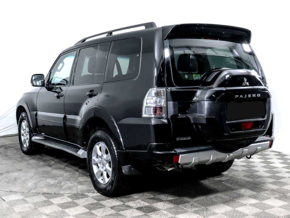 Купить Mitsubishi Pajero с пробегом. Фото: #4