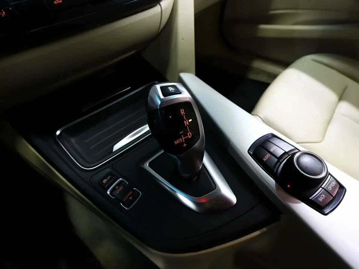 Купить BMW 3 серии с пробегом. Фото: #19