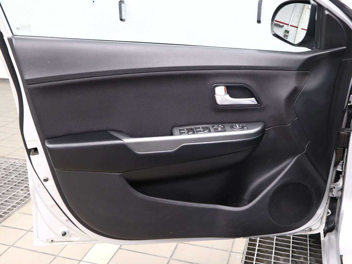 Продажа Б/У Киа Рио. Фото: #4