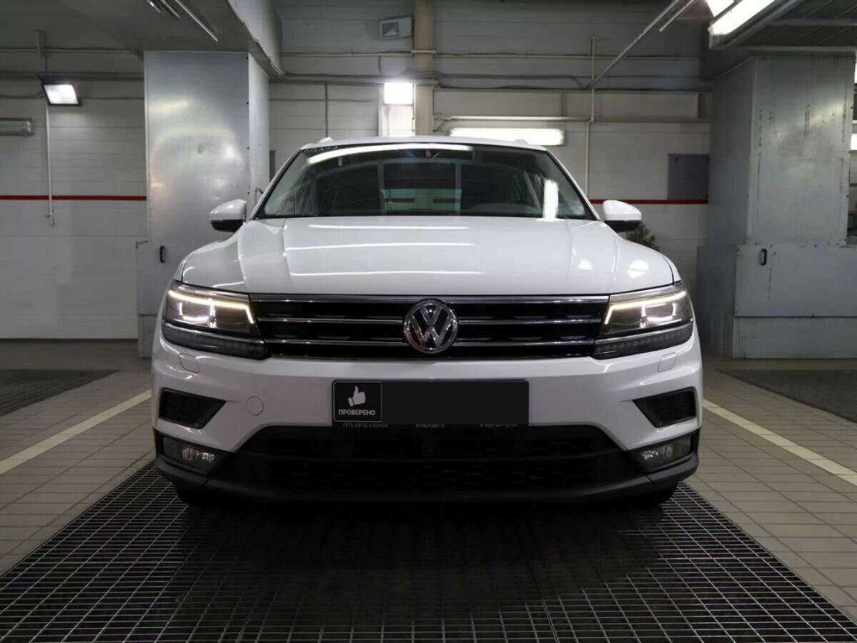 Купить Volkswagen Tiguan с пробегом. Фото: #4