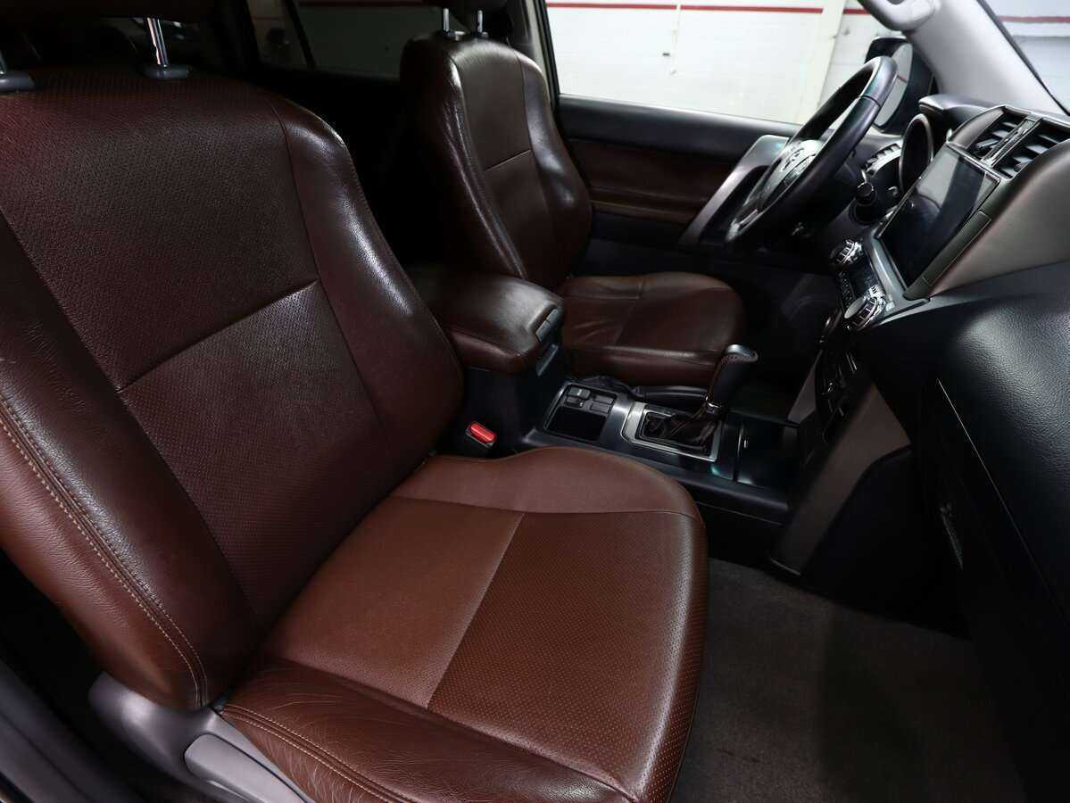 Купить Toyota Land Cruiser Prado с пробегом. Фото: #10