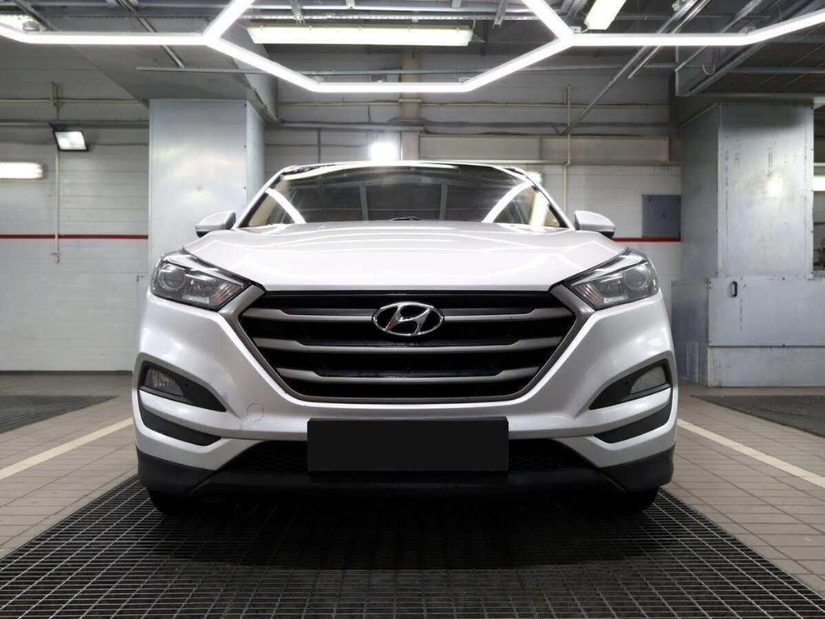 Купить Hyundai Tucson с пробегом. Фото: #2