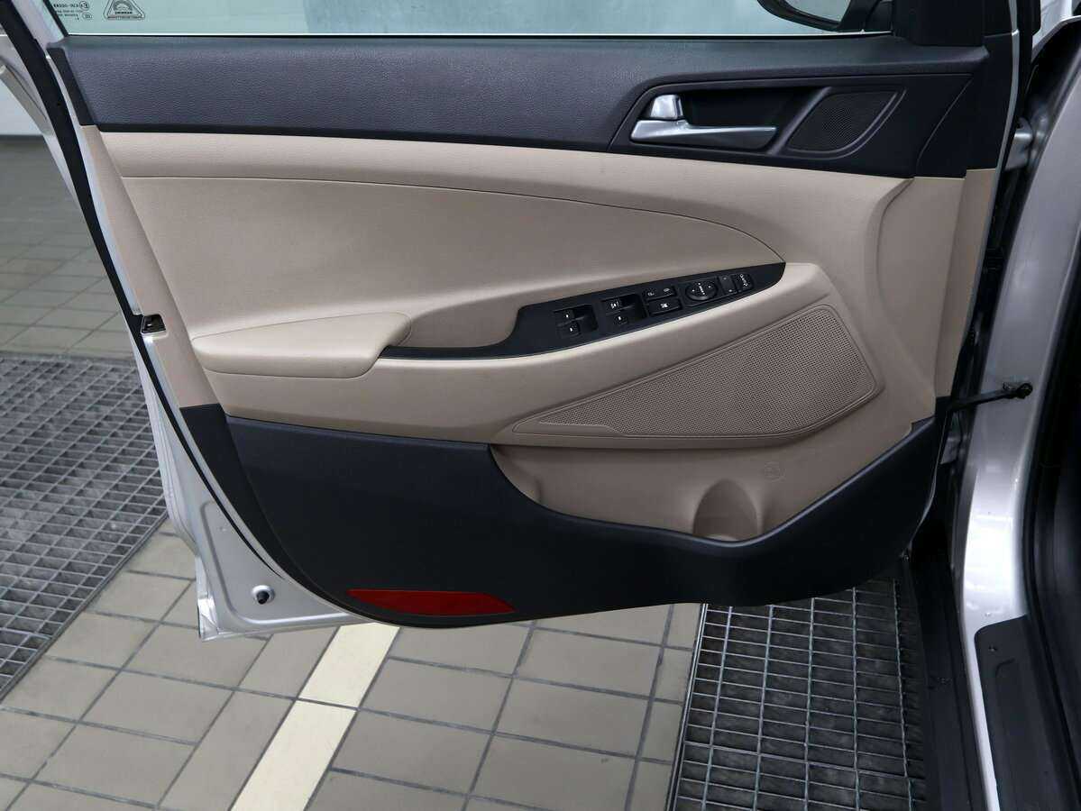 Купить Hyundai Tucson с пробегом. Фото: #6