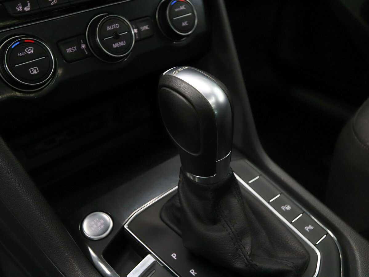 Купить Volkswagen Tiguan с пробегом. Фото: #8